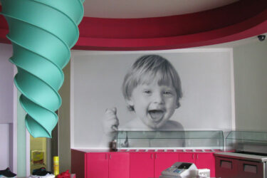 Ice Cream Shop - Twist Yogurt - Wall Graphics - Digital Printing - Vinyl - Large Format Printing - Interior Wall Graphics - Wall Mural