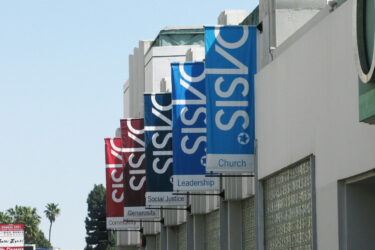 Church - Oasis Church - Banners - Large Format Banners - Building Banners - Banners on Brackets - Projecting Banners